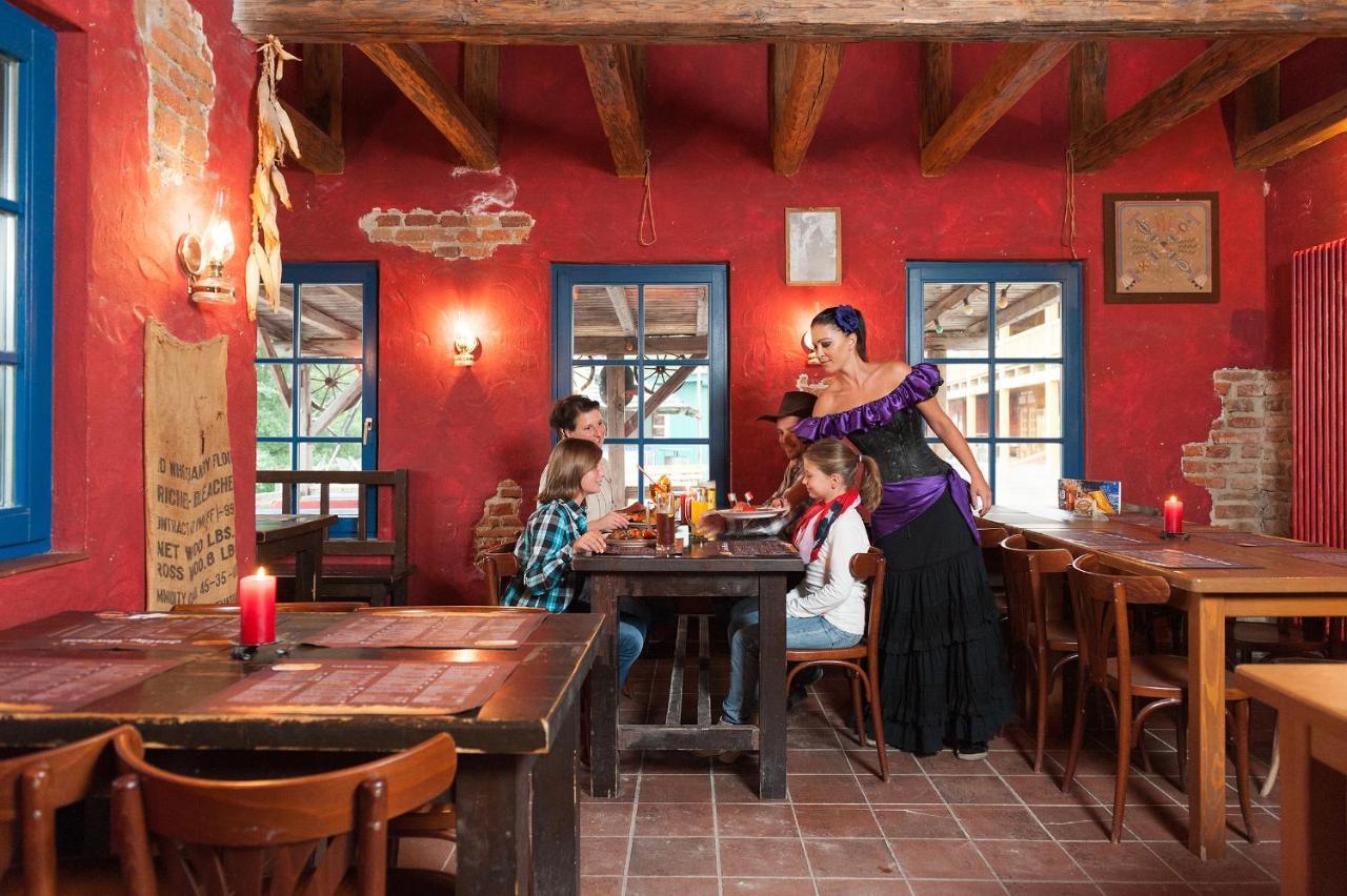 Pullman City Westernstadt Eging Eksteriør bilde